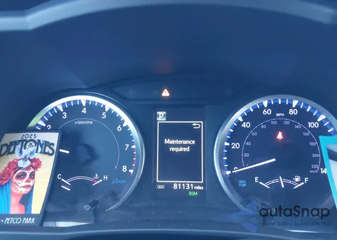 2019 Toyota Highlander Le Plus z USA, uszkodzony, nr VIN 5TDZZRFH3KS317091